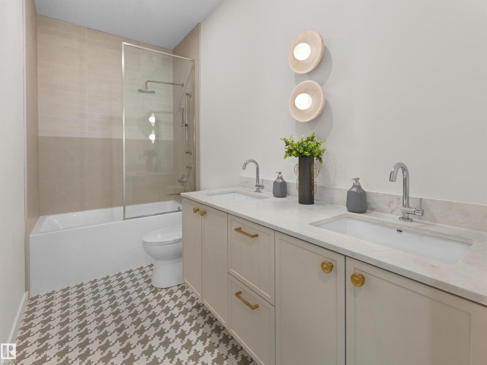 8318 120 ST NW - Image 25