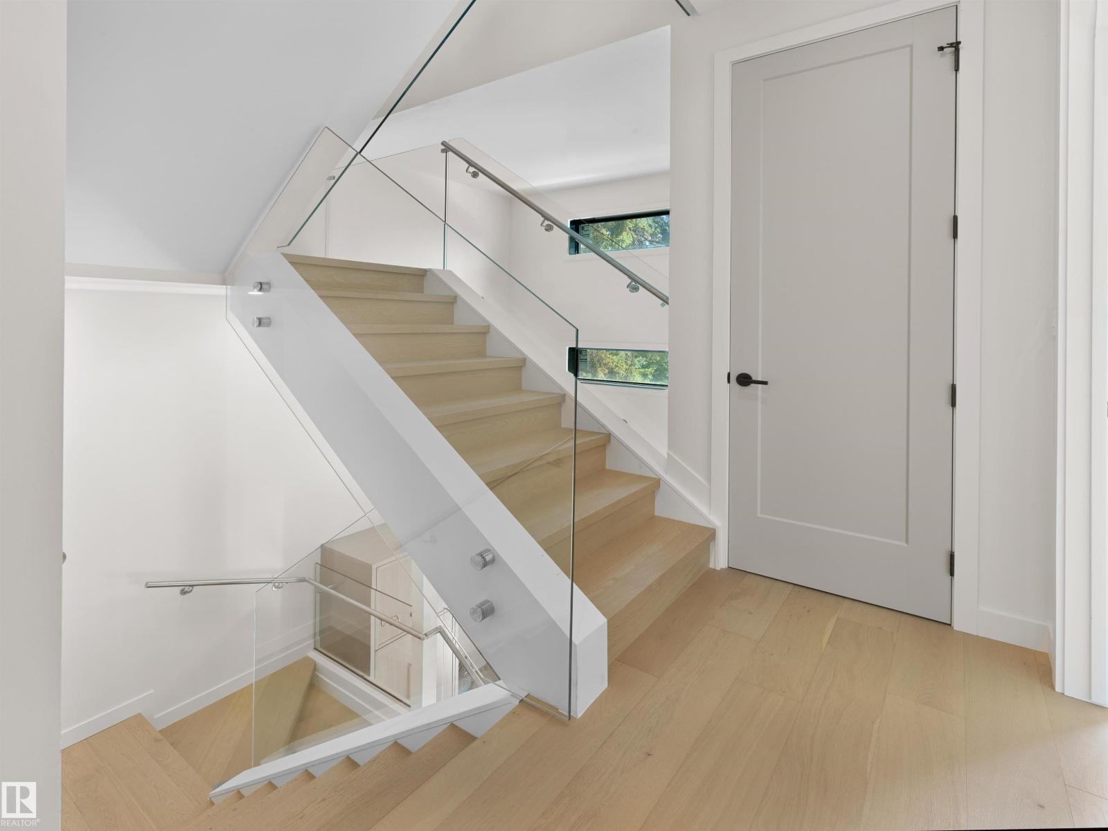 8318 120 ST NW - Image 26