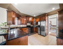 7918 147a Street, Surrey, BC V3S2T8 Photo 9