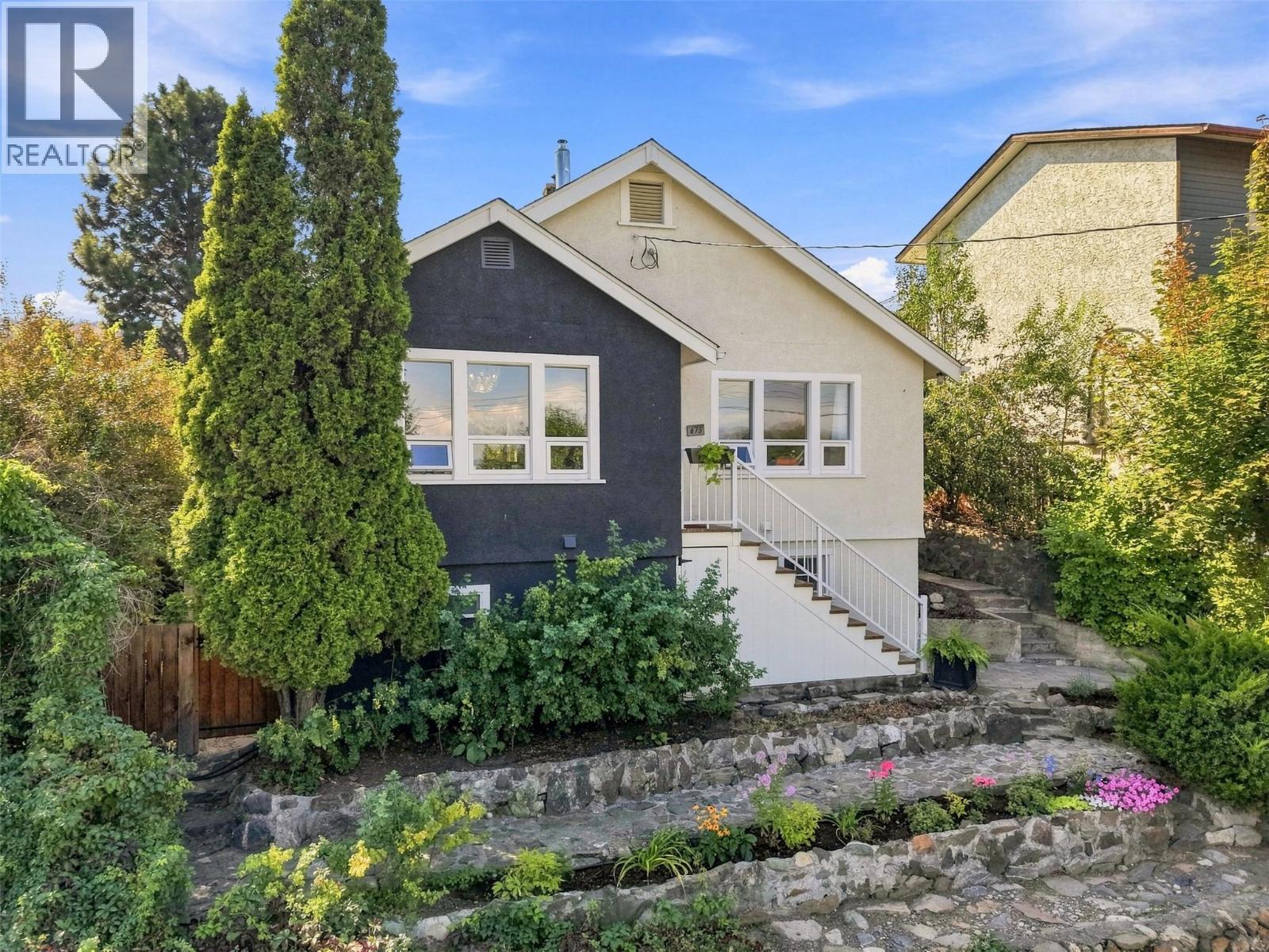 675 DOMINION Street, Kamloops, British Columbia, V2C2X6, Kamloops, British Columbia — photo 2 of 5