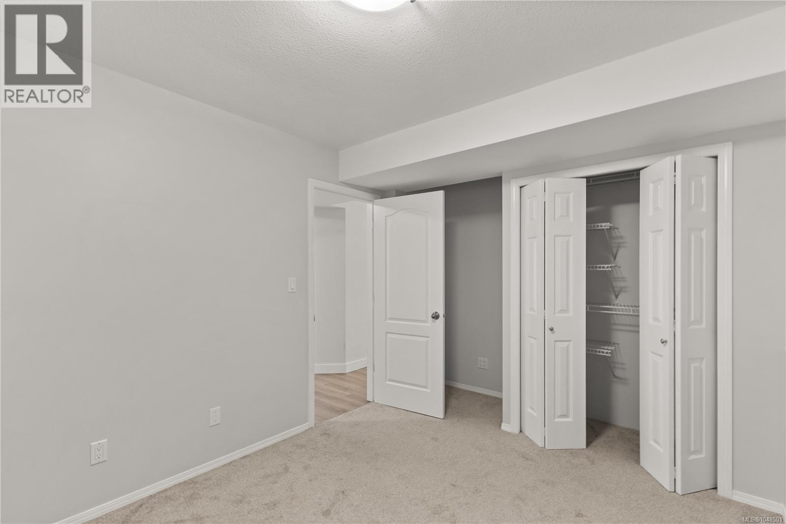 724 Galerno Rd - Image 32