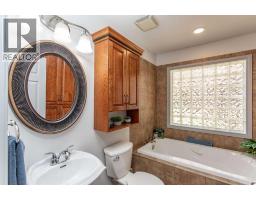 606 Pigeon Close, Pelican Point, AB T0B0H0 Photo 27