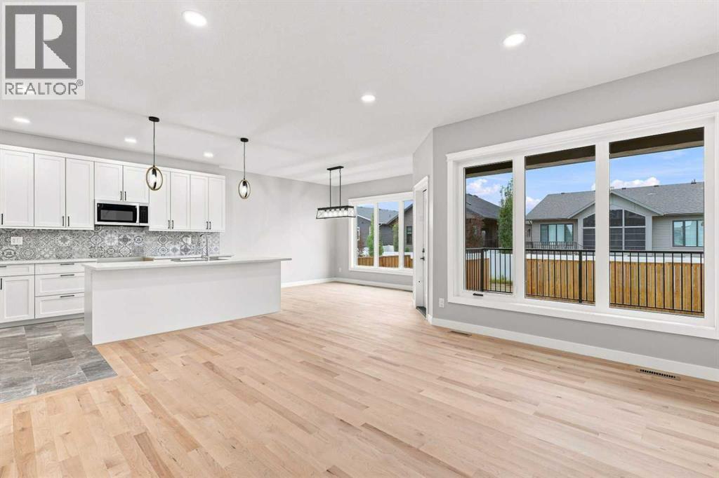 Listing photo – 38 Lindman Avenue, Red Deer