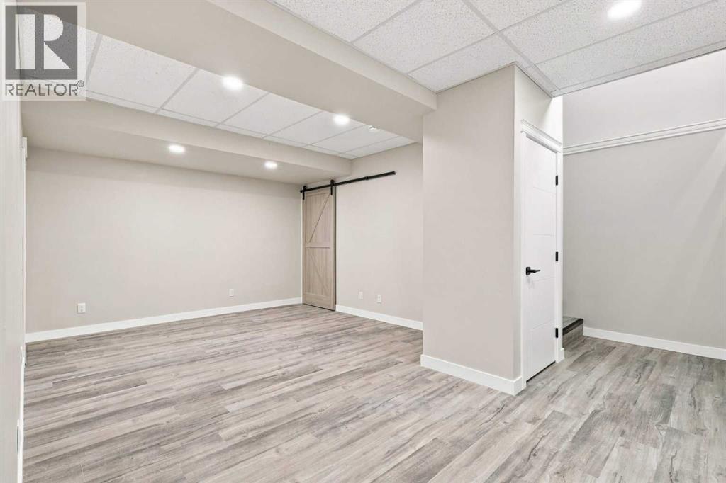Listing photo – 38 Lindman Avenue, Red Deer