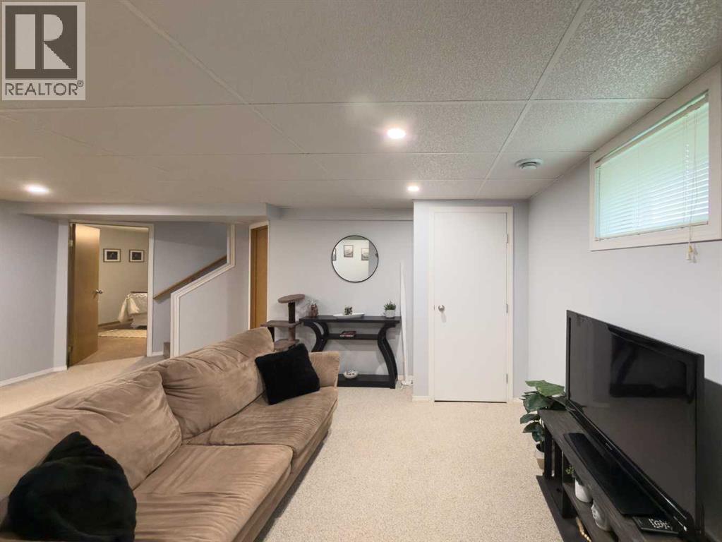 Listing photo – 5410 61 Avenue Close, Rocky Mountain House