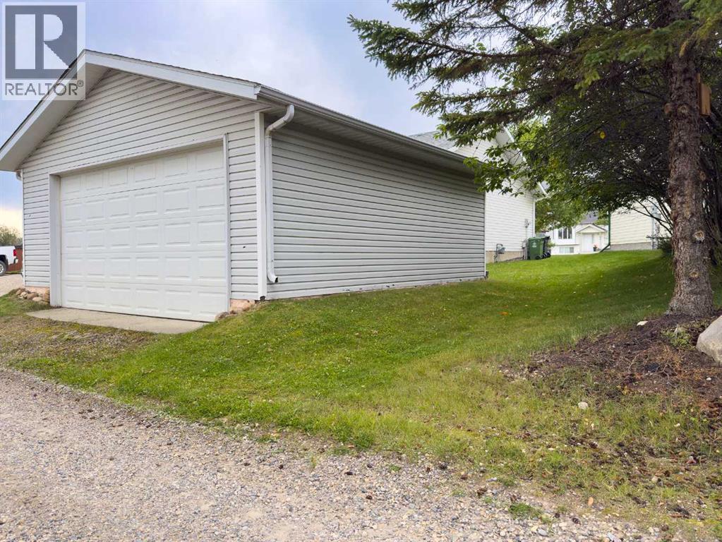 Listing photo – 5410 61 Avenue Close, Rocky Mountain House