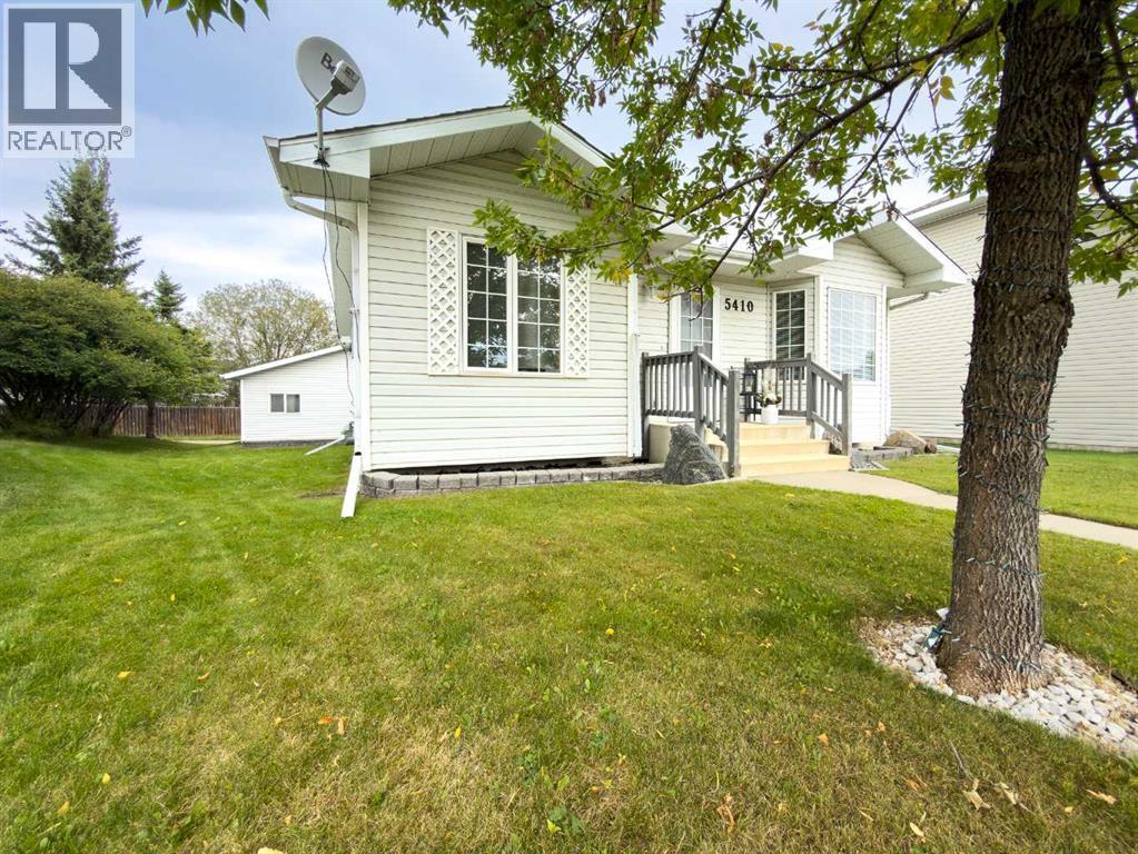 Listing photo – 5410 61 Avenue Close, Rocky Mountain House