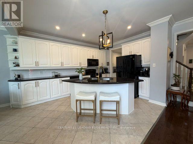 27 ROCKING HORSE STREET - Image 13