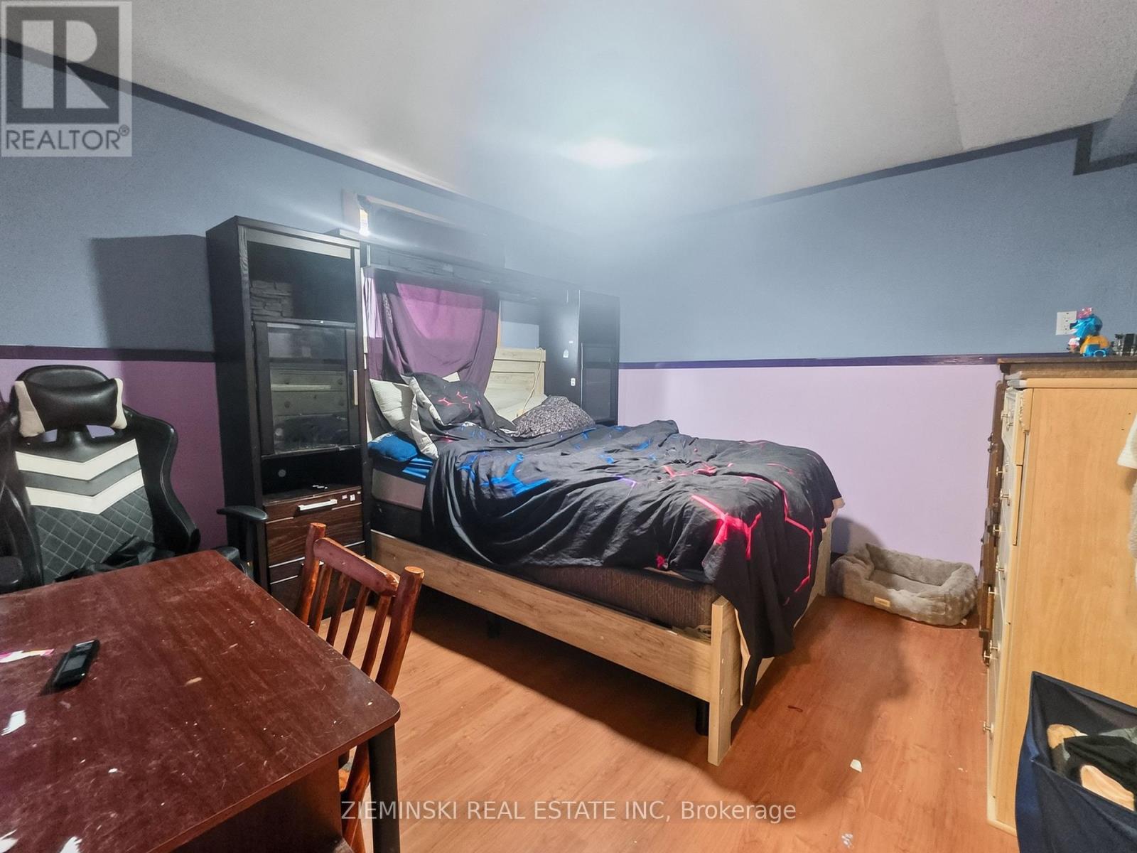 1714 NORTH ROAD N - 17