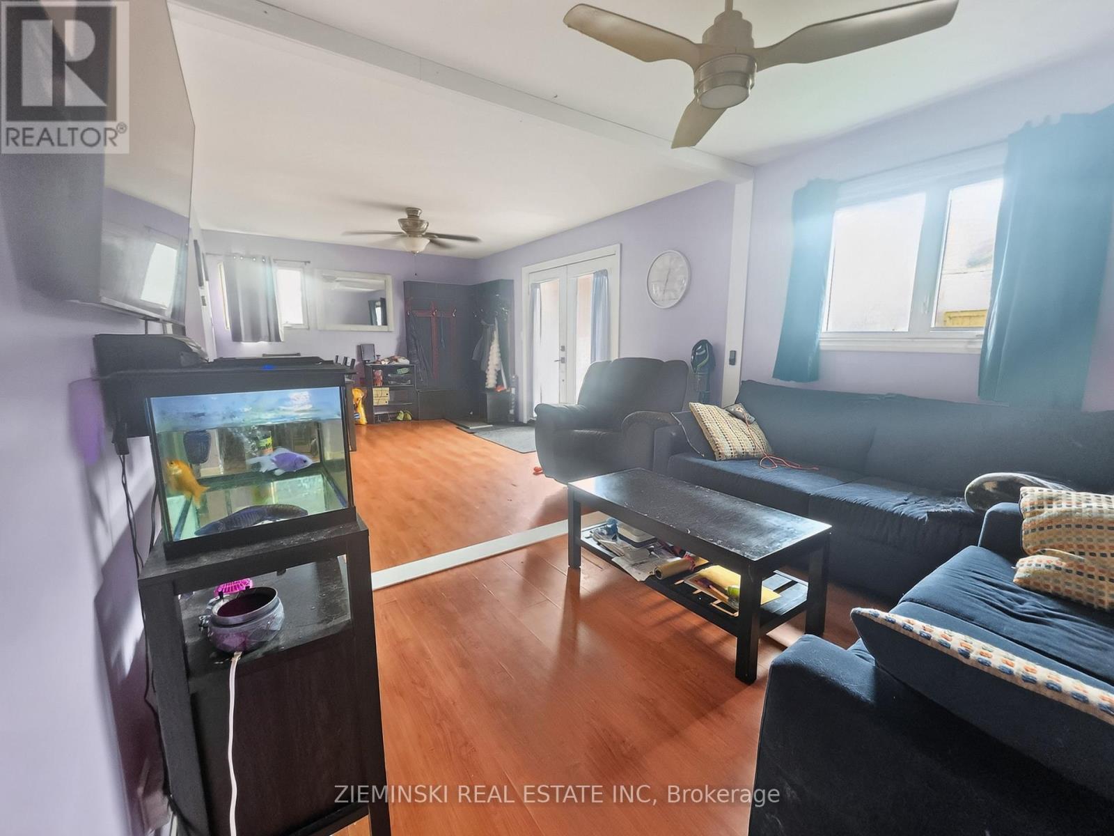 1714 NORTH ROAD N - 5