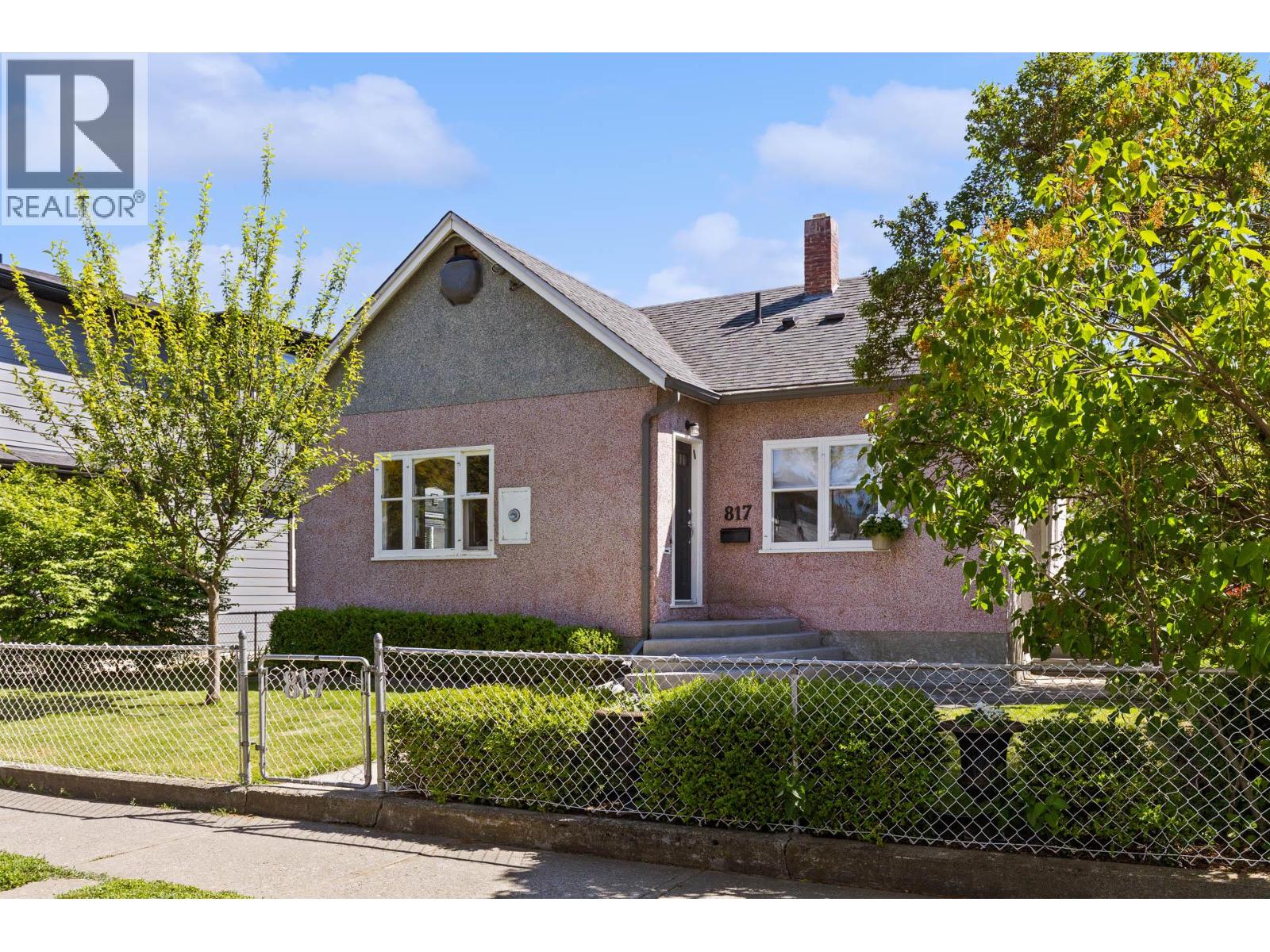 Property for sale at 817 Fuller Avenue