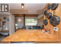 Kitchen - 180 Selkirk View Road, Edgewood, BC V0G1J0 Photo 9