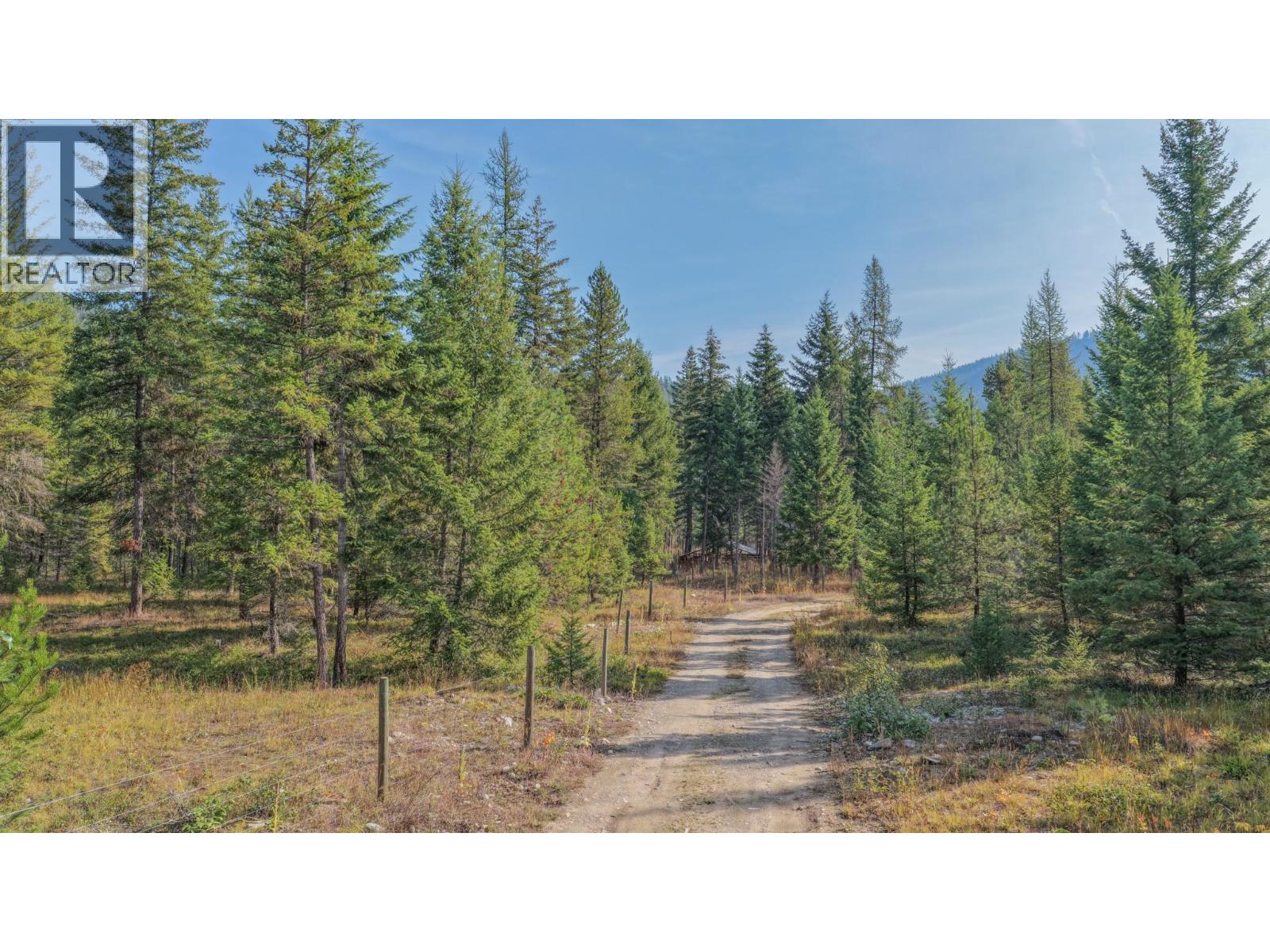 180 Selkirk View Road - 68