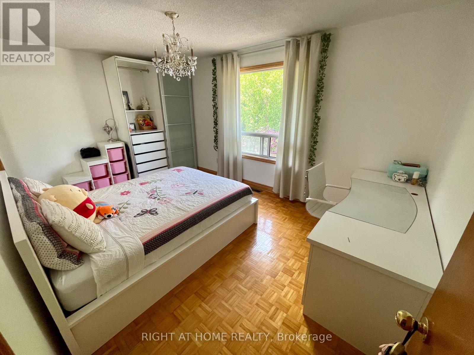 40 BELLEVUE AVENUE - 20