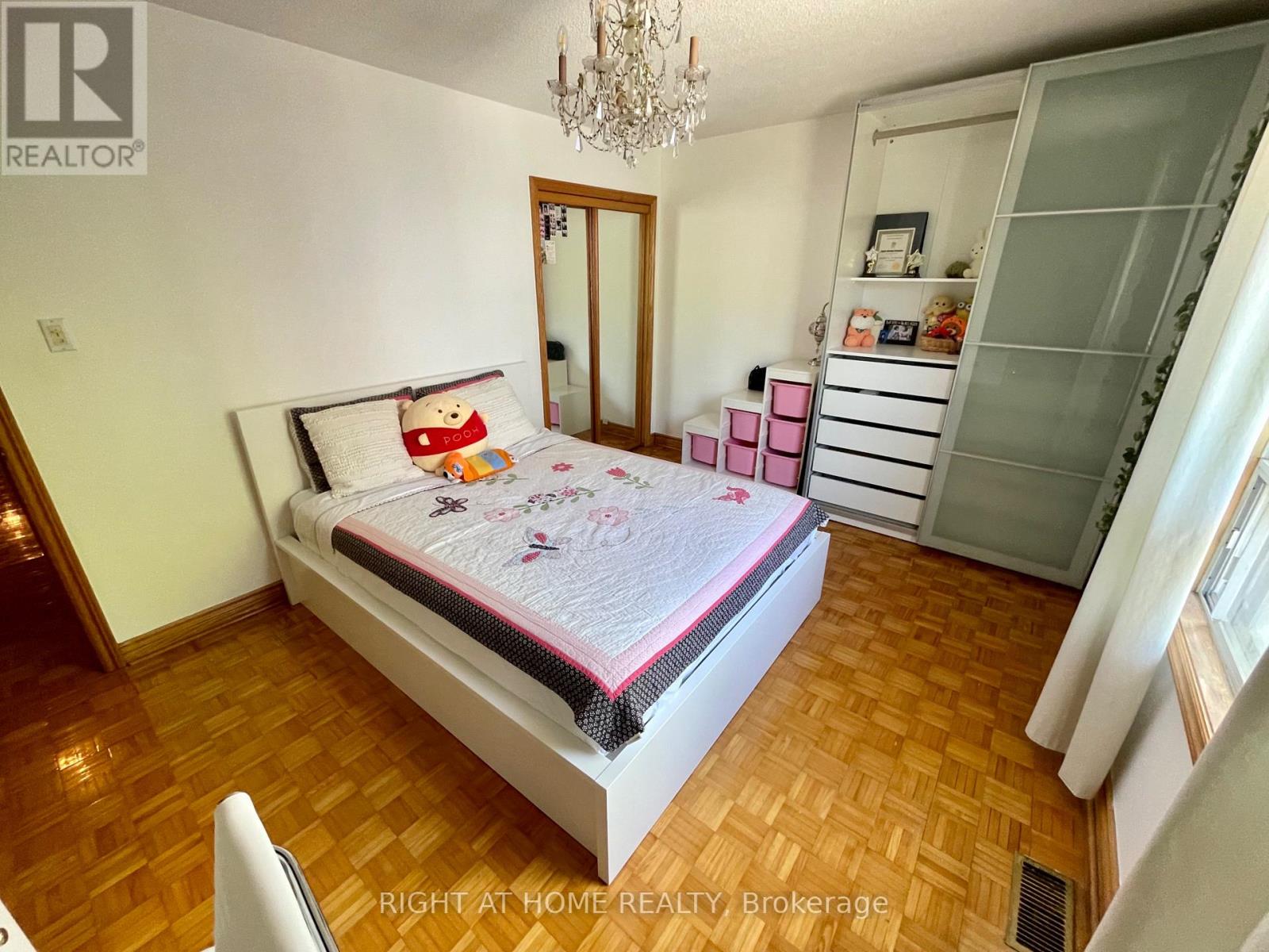 40 BELLEVUE AVENUE - 21