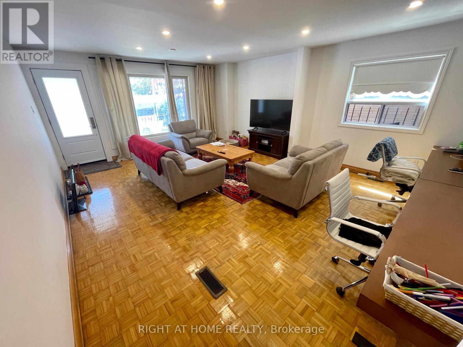 40 BELLEVUE AVENUE - 4