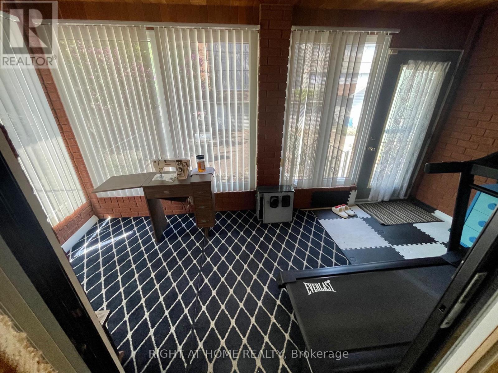 40 BELLEVUE AVENUE - 7