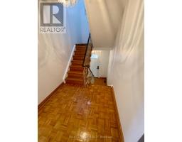 Family room - 40 Bellevue Avenue, Toronto, ON M5T2N4 Photo 10