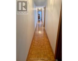 Bedroom 5 - 40 Bellevue Avenue, Toronto, ON M5T2N4 Photo 11