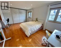 Bedroom 2 - 40 Bellevue Avenue, Toronto, ON M5T2N4 Photo 15
