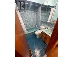 40 Bellevue Avenue, Toronto, ON M5T2N4 Photo 22