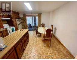 Laundry room - 40 Bellevue Avenue, Toronto, ON M5T2N4 Photo 6