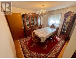 Dining room - 40 Bellevue Avenue, Toronto, ON M5T2N4 Photo 8
