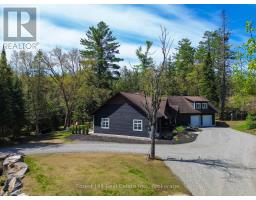 Living room - 1246 High Falls Road, Bracebridge, ON P1L0L1 Photo 8