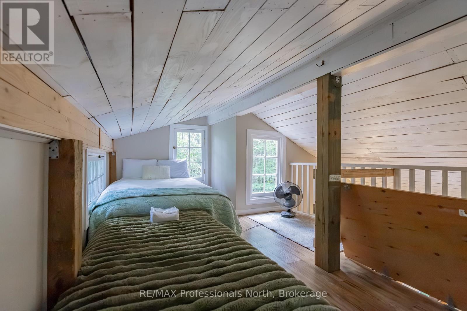 1547 NORTH PICKEREL LAKE ROAD - Image 31