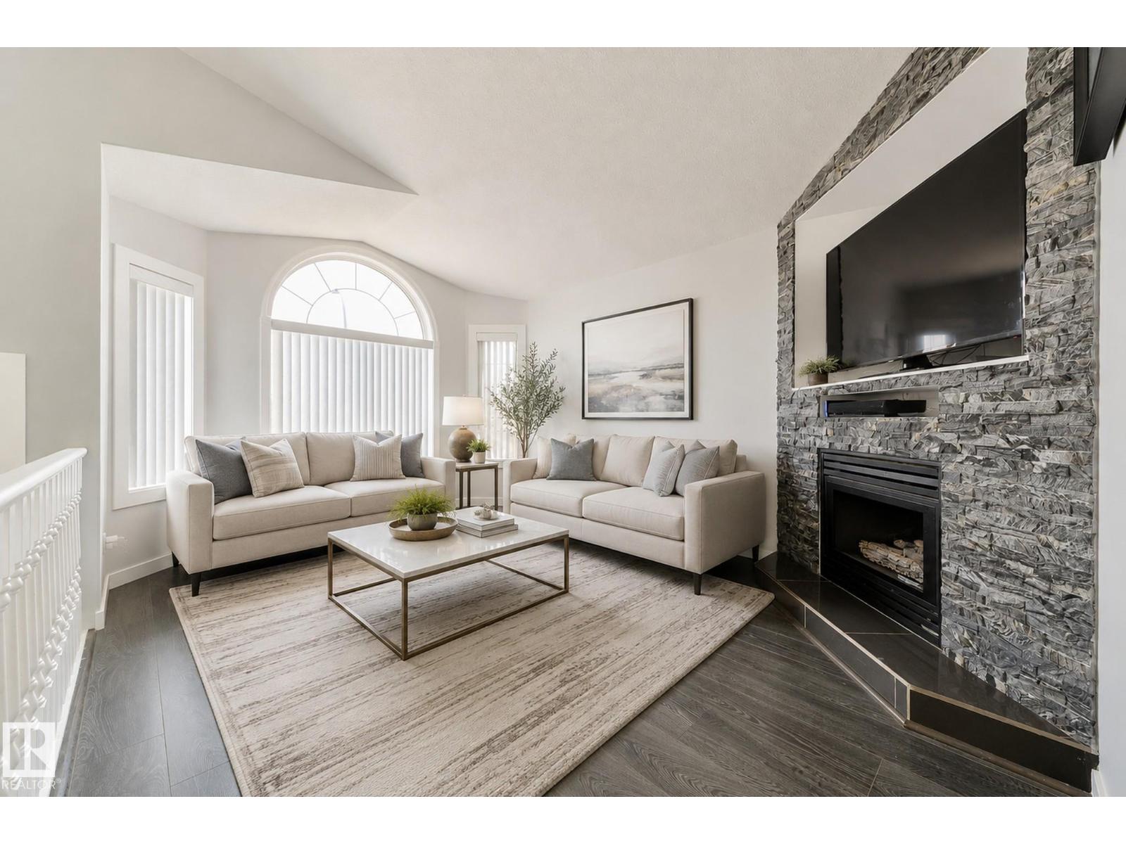 417 HOLLICK-KENYON RD NW - 4
