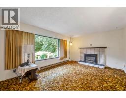 28595 Dewdney Trunk Road, Maple Ridge, BC V2W1M1 Photo 8