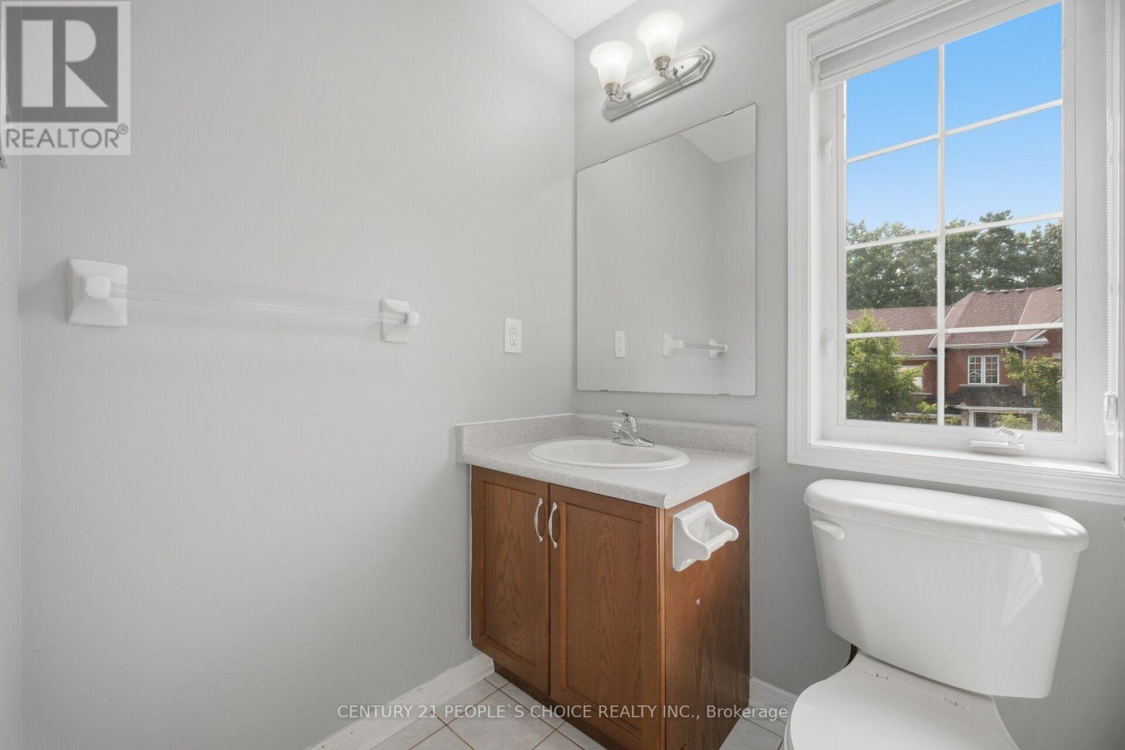 #124 7360 ZINNIA PLACE - 31