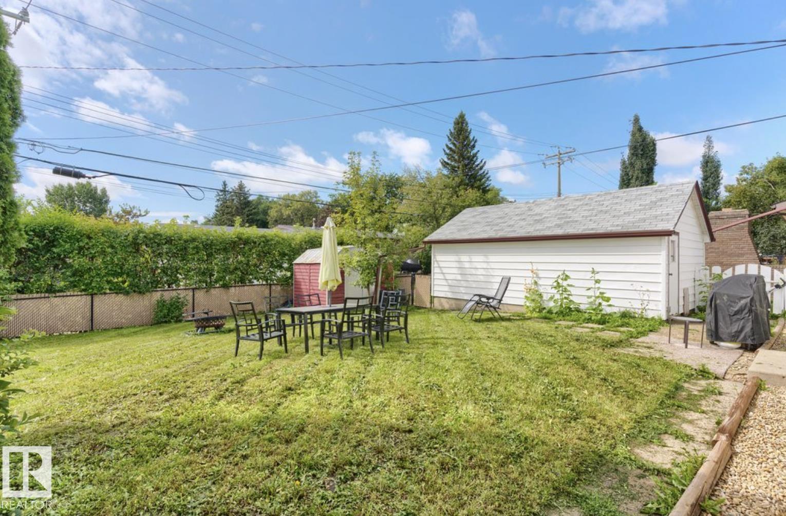 6221 44B Avenue - 47