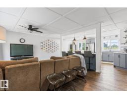 Bedroom 3 - 6221 44b Avenue, Camrose, AB T4V0B5 Photo 7