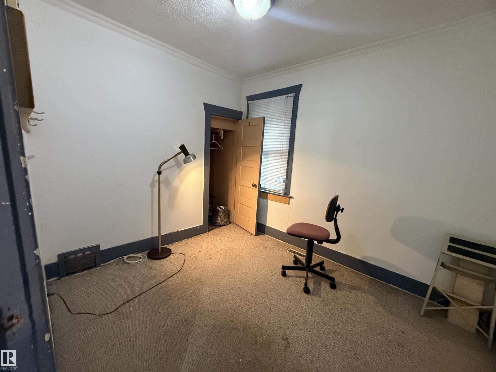 8621 100 ST NW - Image 23