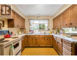 28595 Dewdney Trunk Road, Maple Ridge, BC V2W1M1 Photo 13
