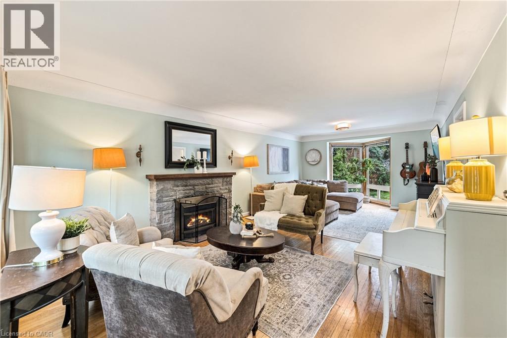 177 YORK Road, Dundas, Ontario, L9H1M8, Dundas, Ontario — photo 4 of 5