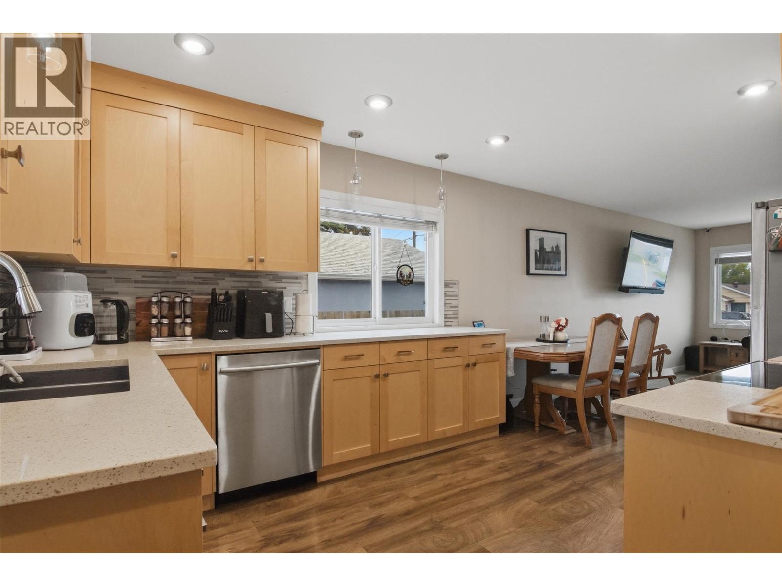 363 Willow Street - Image 17