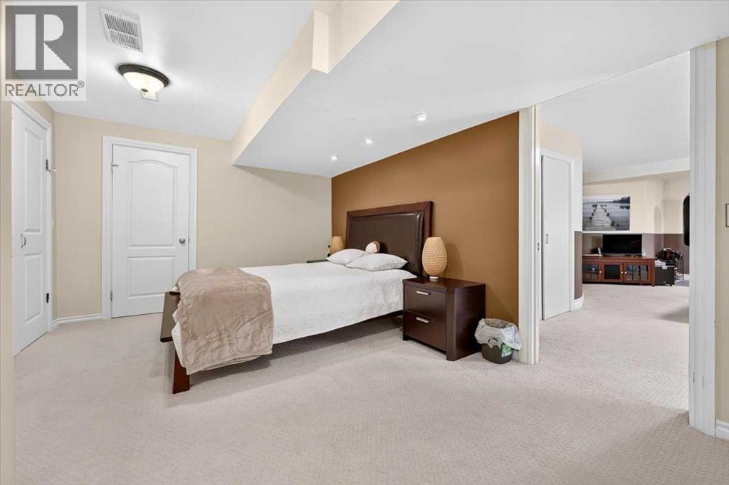 234 Elmont Bay SW - Image 31