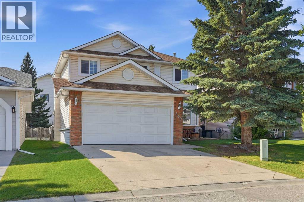 209 schubert Place NW, Calgary, Alberta, T3L1W6