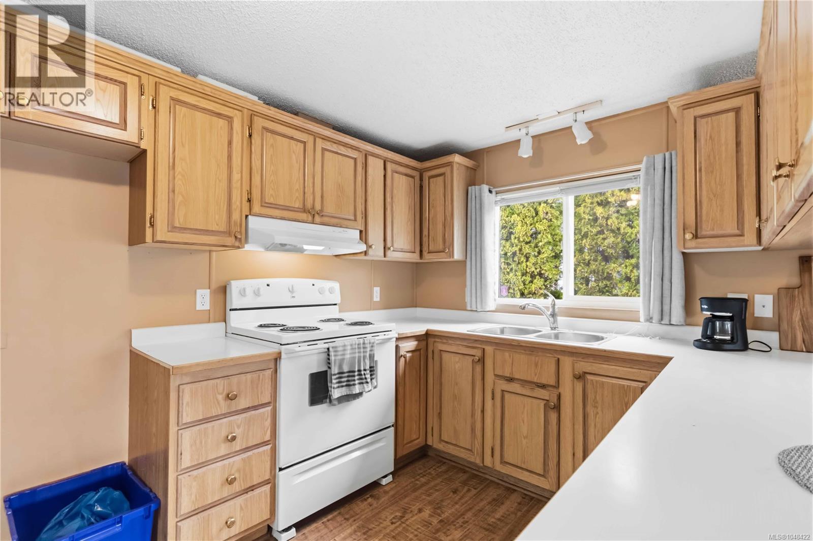 #24 7021 Grant Rd W - 8