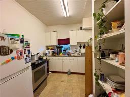 Bedroom - 260 Aikins Street, Winnipeg, MB R2W4G6 Photo 6