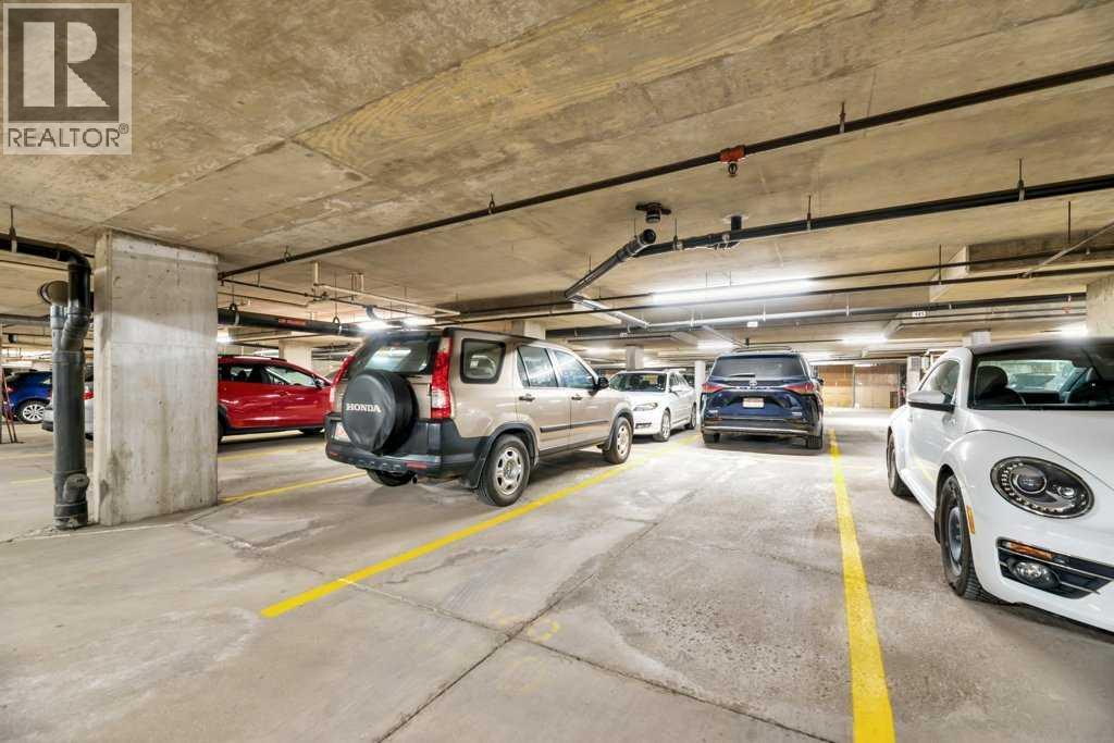#211 2144 Paliswood Road SW - 34