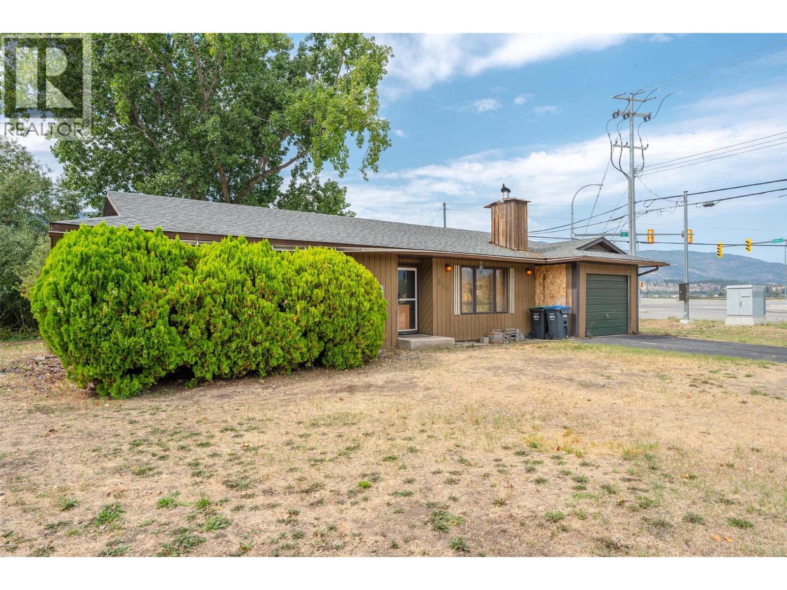 450 Green Avenue - 6
