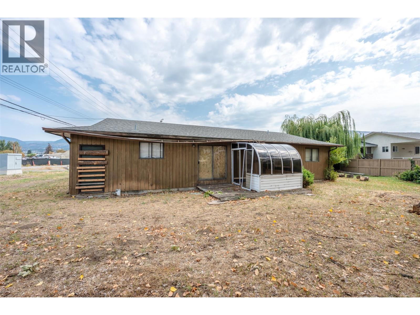 450 Green Avenue, Penticton