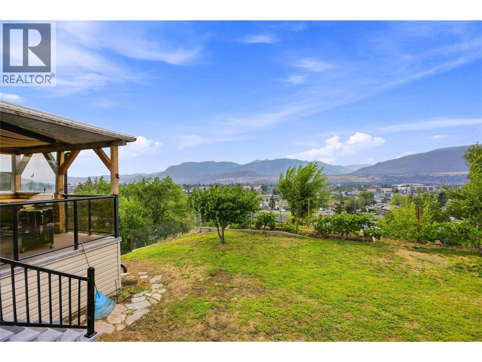 355 & 357 Gwyer Street, Penticton