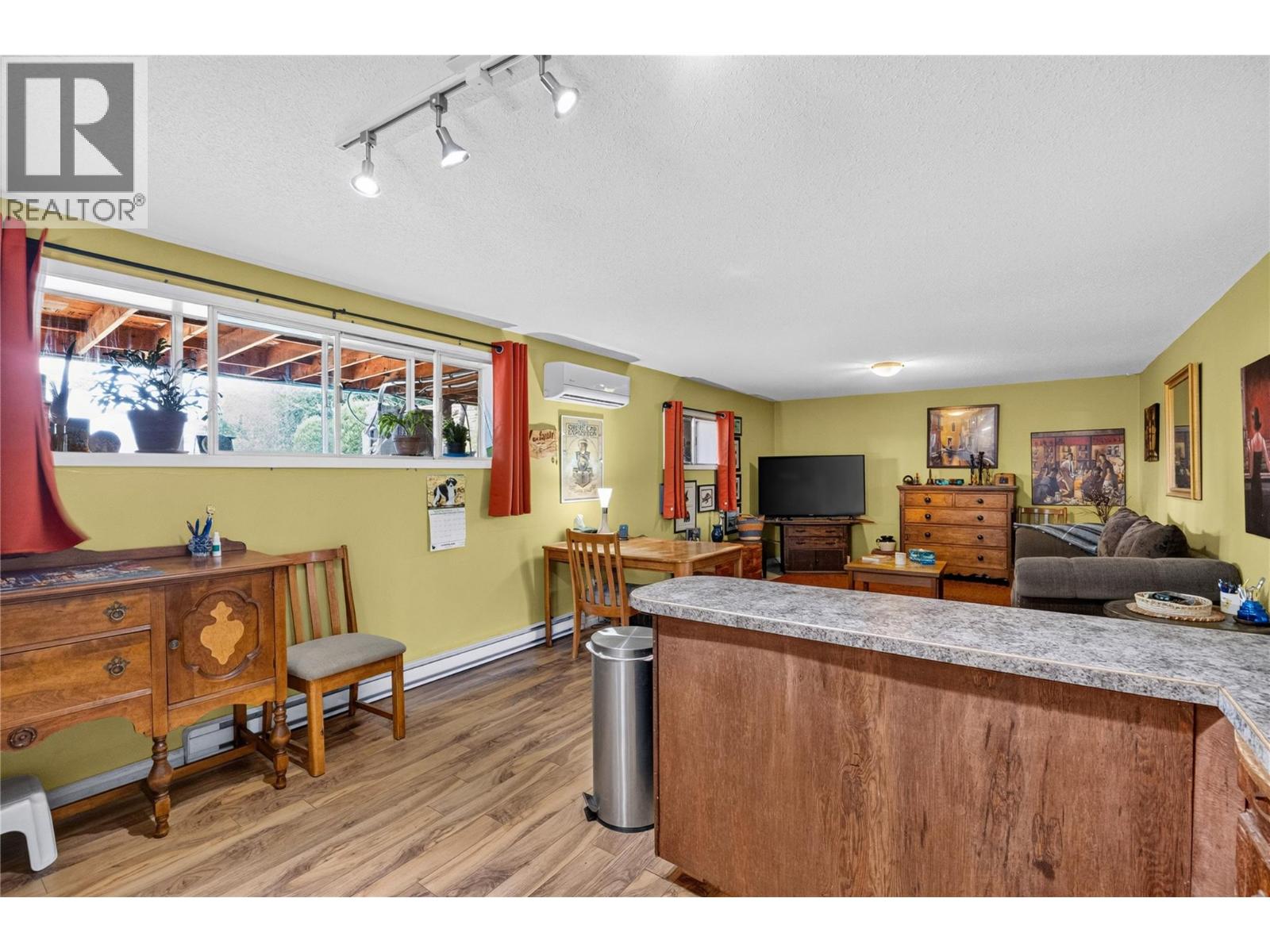 355 & 357 Gwyer Street, Penticton