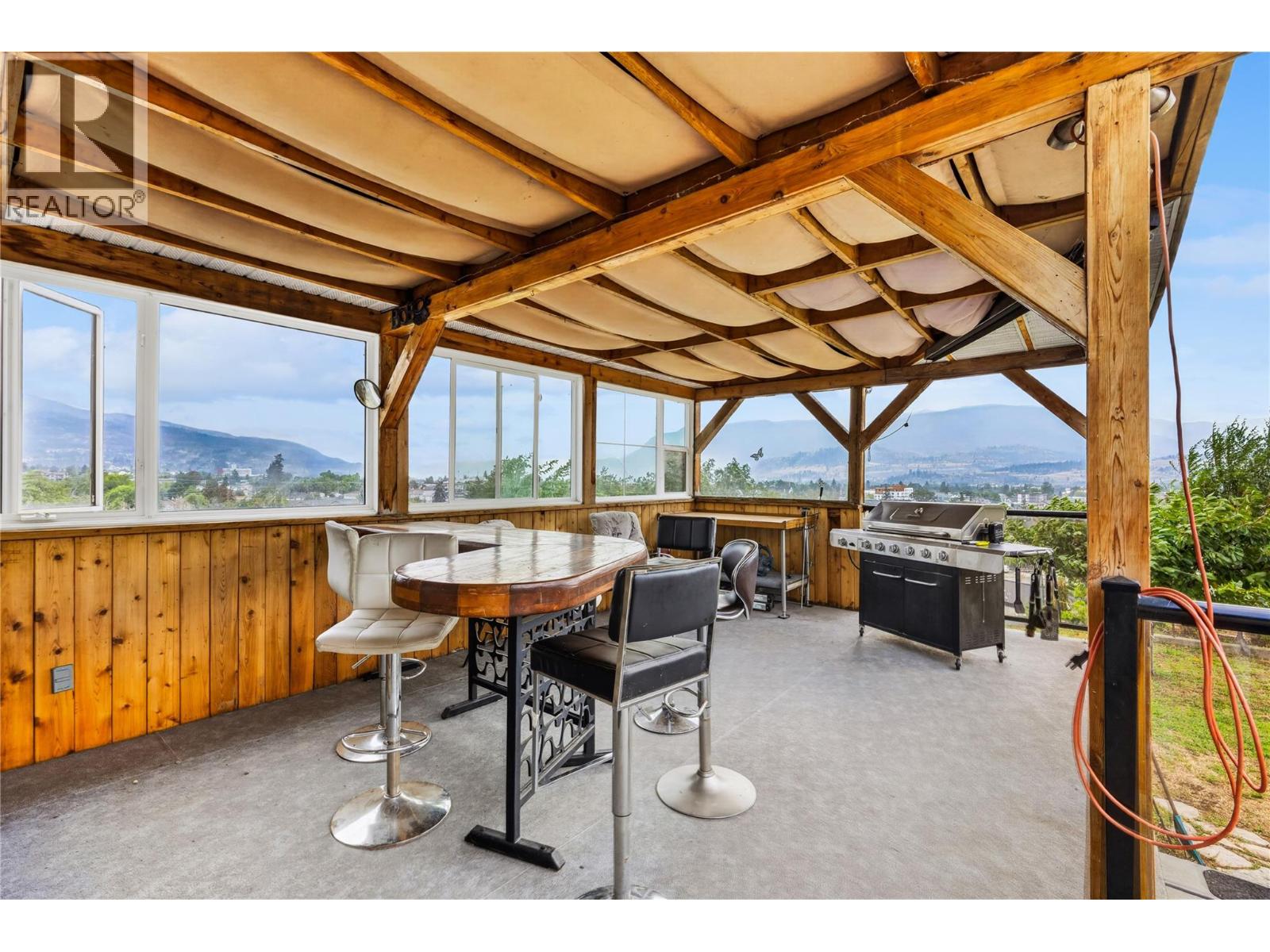 355 & 357 Gwyer Street, Penticton