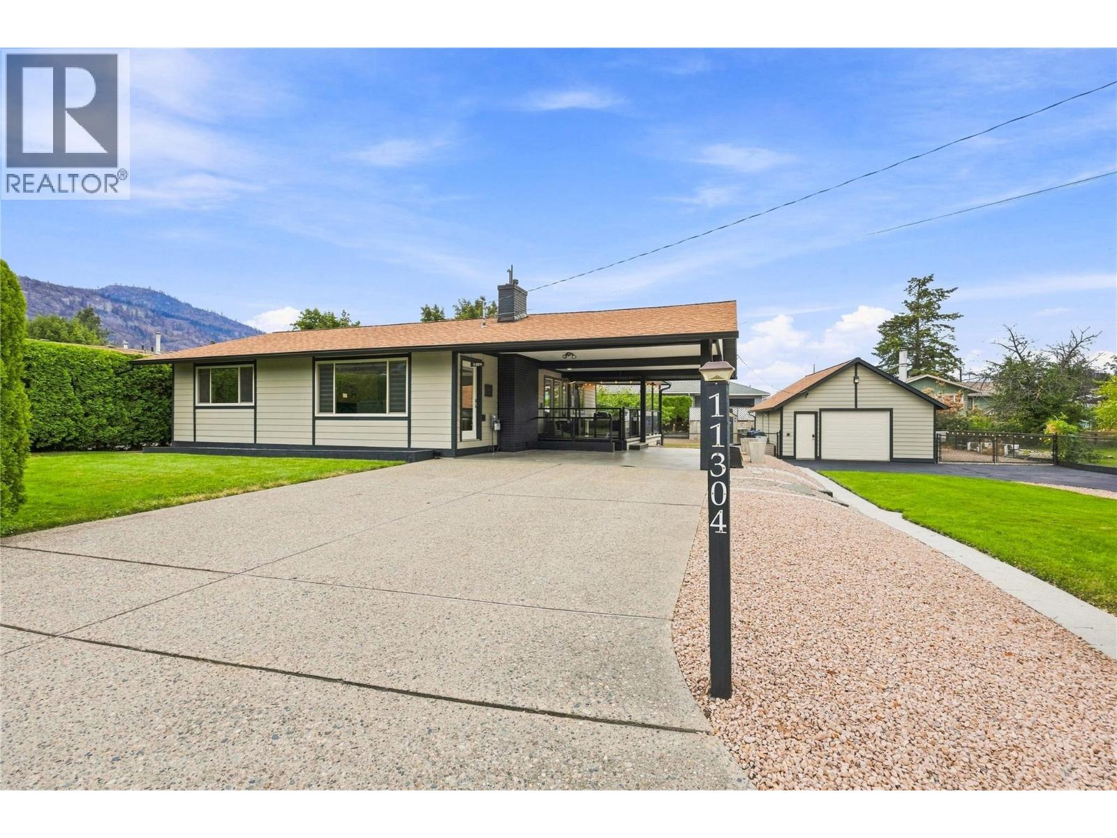 11304 Dunsdon Crescent, Summerland