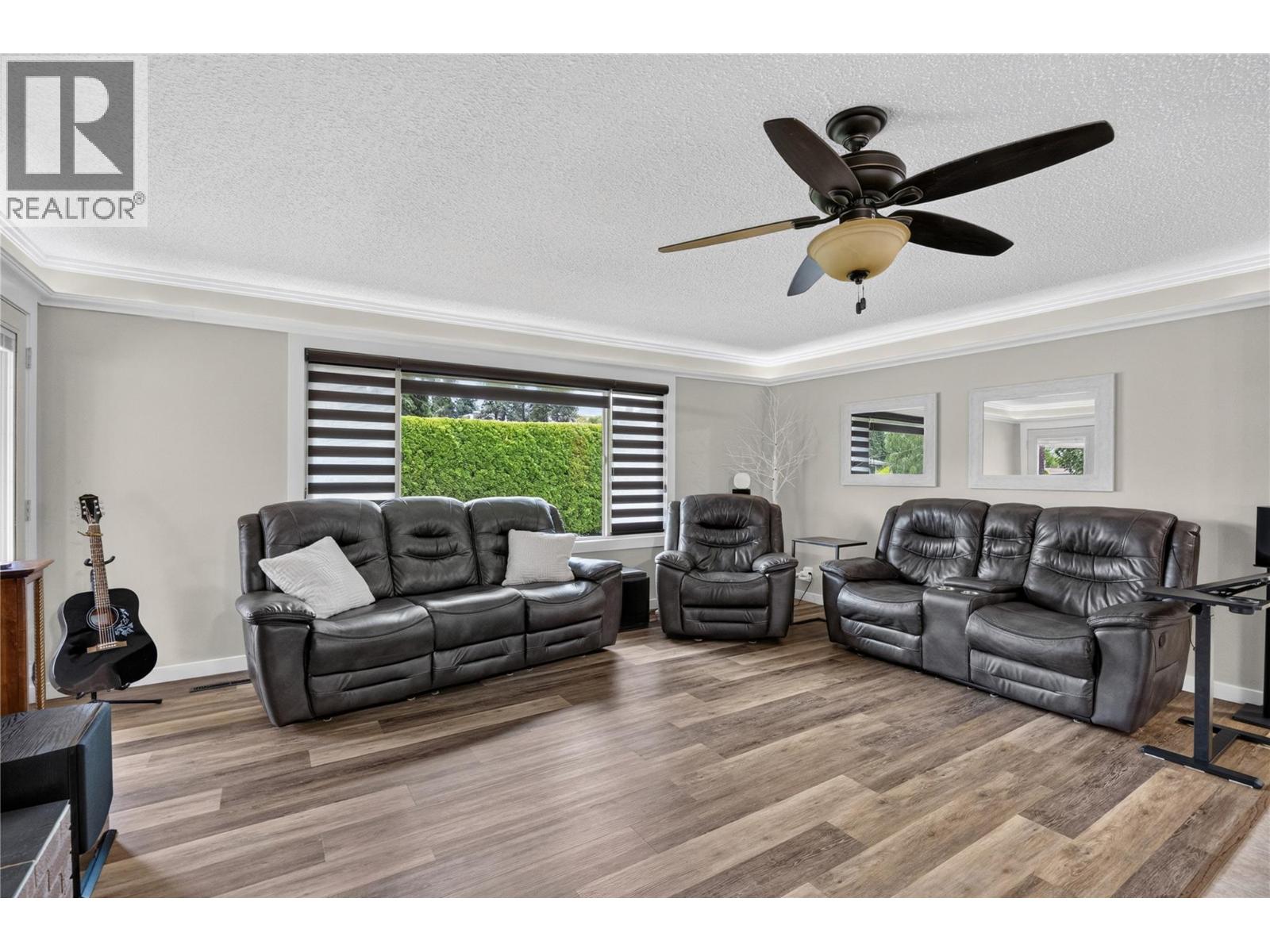 11304 Dunsdon Crescent - 4